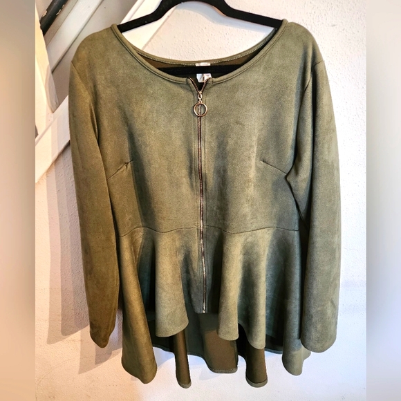 Plus Size Top Size 3X - Picture 1 of 2